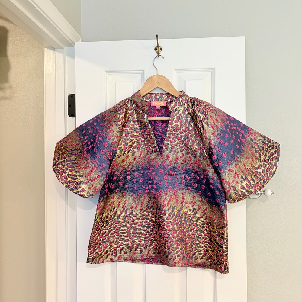 THML Metallic Pink Gold Animal-Print Puff-Sleeve Top - Picture 2 of 8